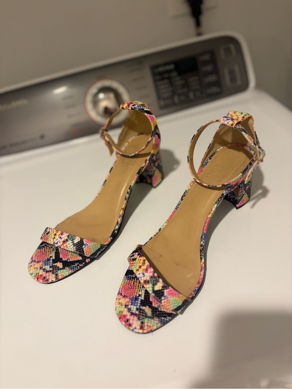 Multicolor mosaic Textured Block Heel Sandals - Women's